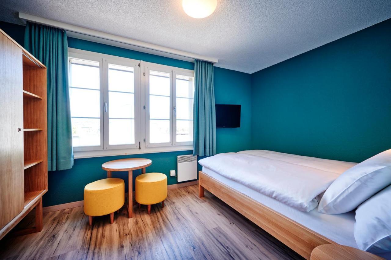 5th Floor Basic - Shared Bathrooms 2*