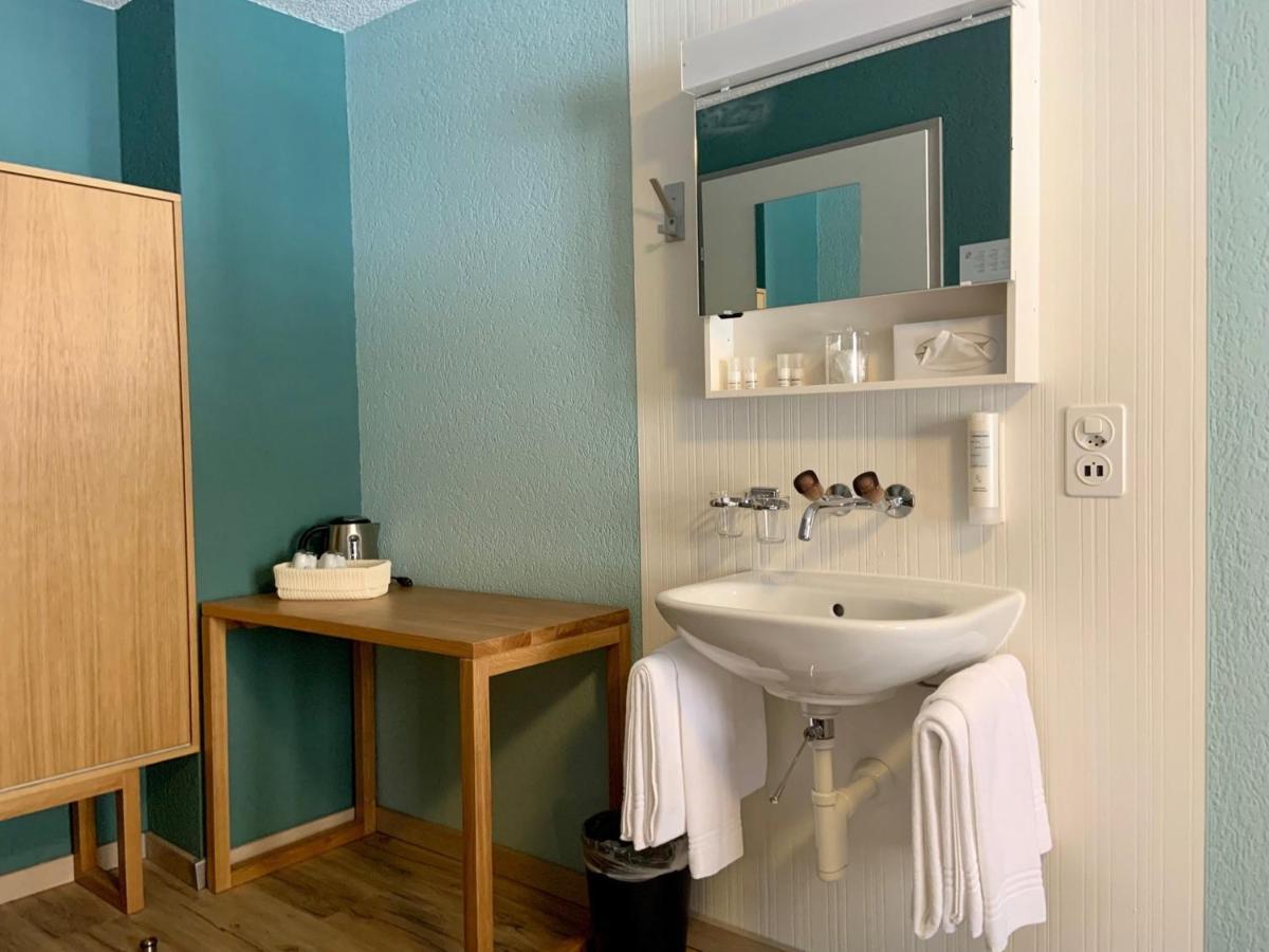 5Th Floor Basic Rooms - Shared Bathrooms